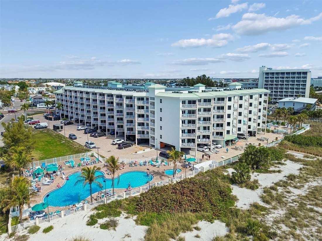Condo in Treasure Island, Florida, United States 2 - 17845321