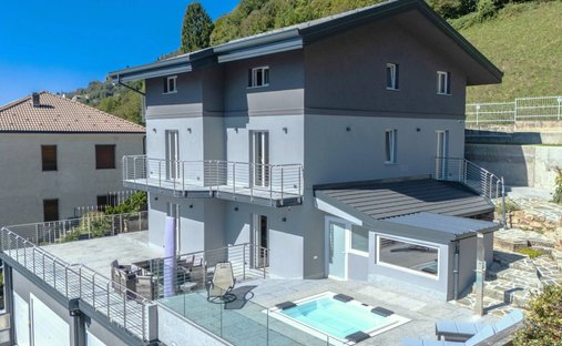 Villa en Casargo, Lombardía, Italia 1
