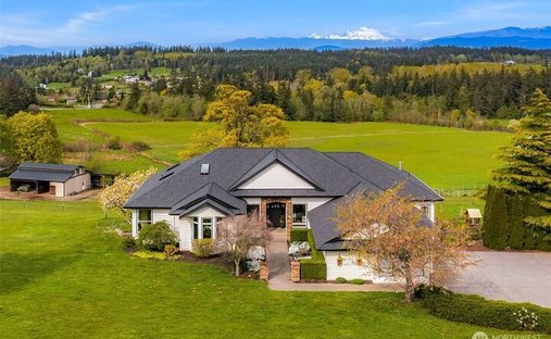 House in Camano, Washington, United States 1
