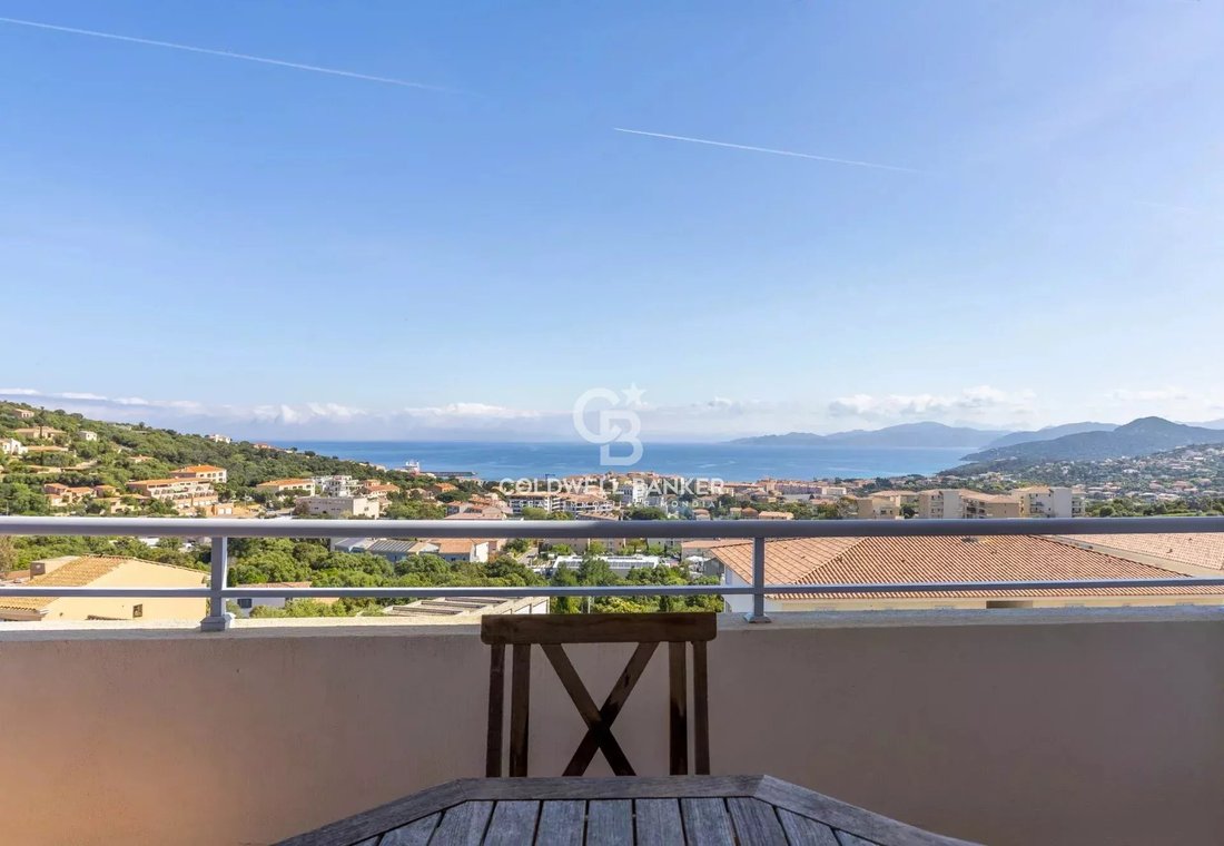 Apartment in L'Île-Rousse, Corsica, France 3 - 17845119