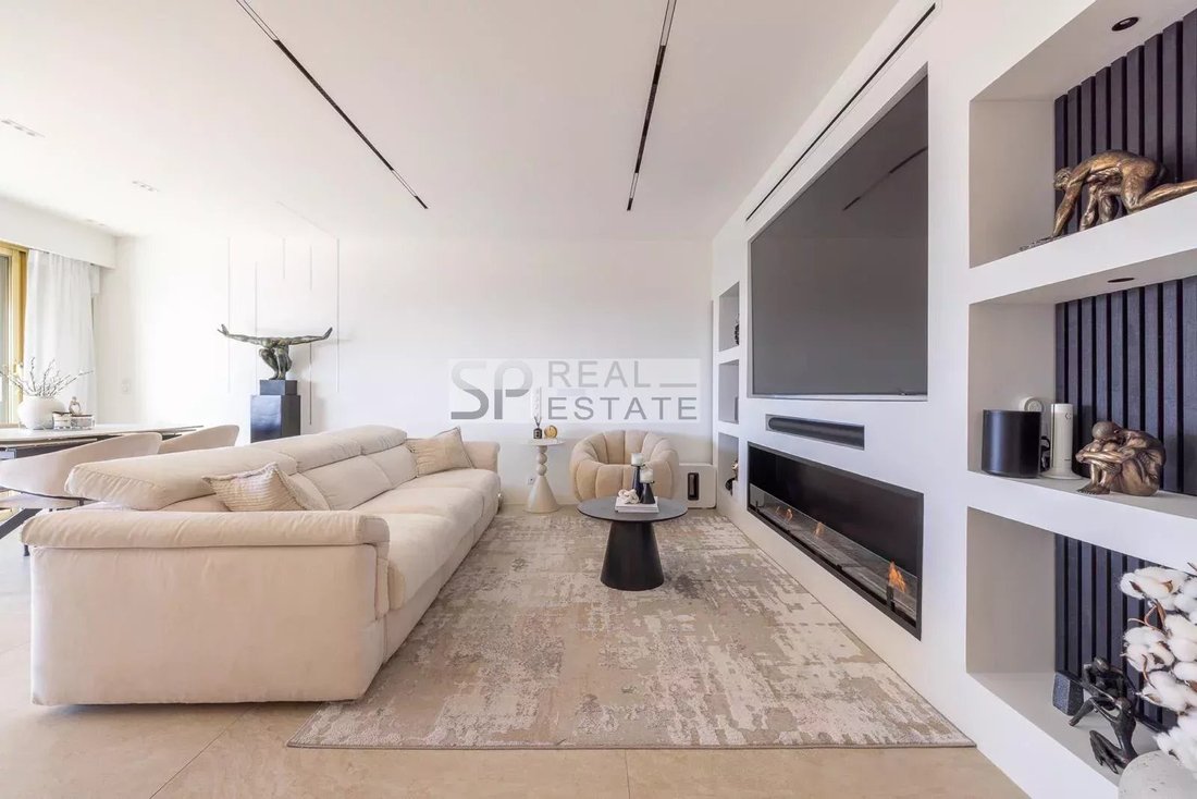 Apartment in Moulieres, Le Cannet, France 3 - 15282686
