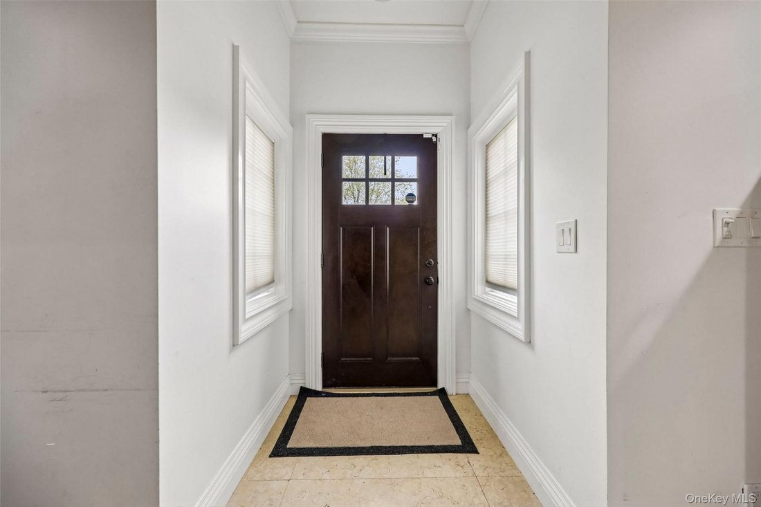 House in Mineola, New York, United States 3 - 17848685