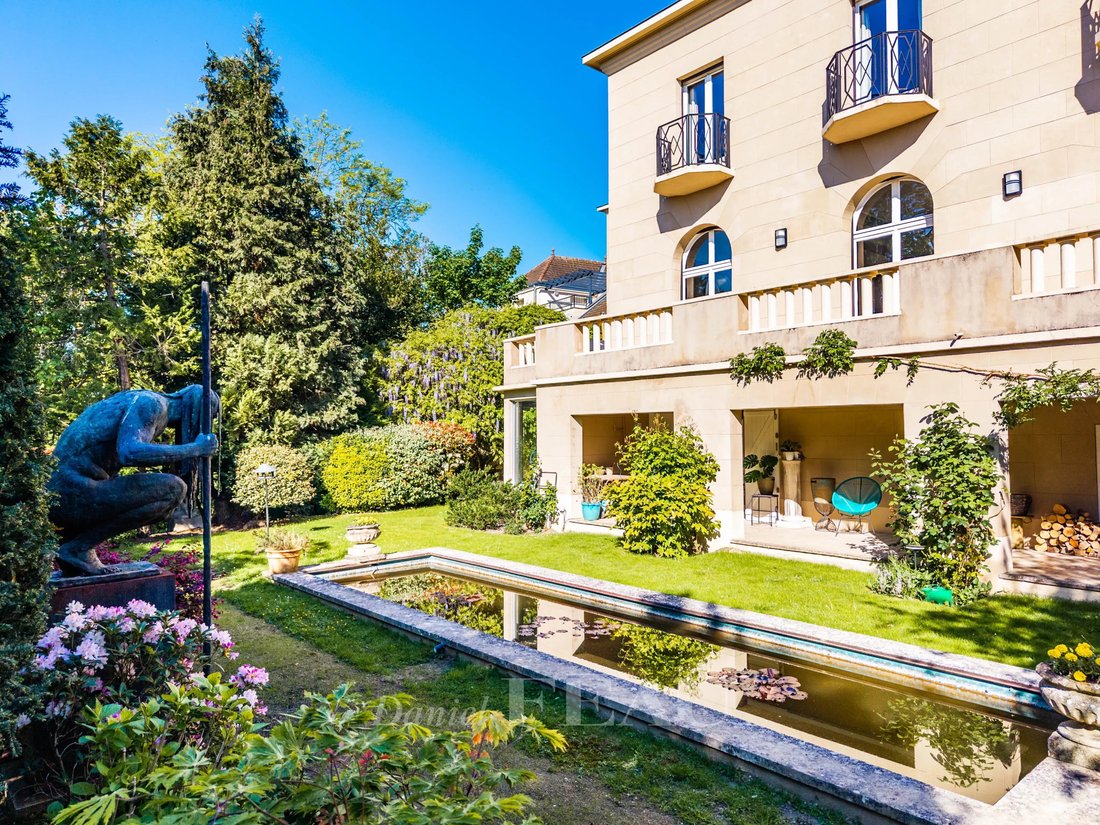 House in Ermitage, Le Pecq, France 1 - 17846688