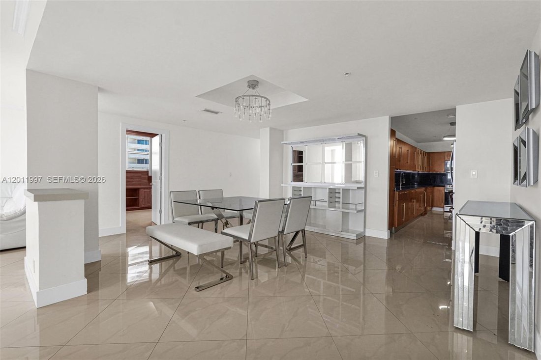 Condo in Hollywood, Florida, United States 5 - 17846360