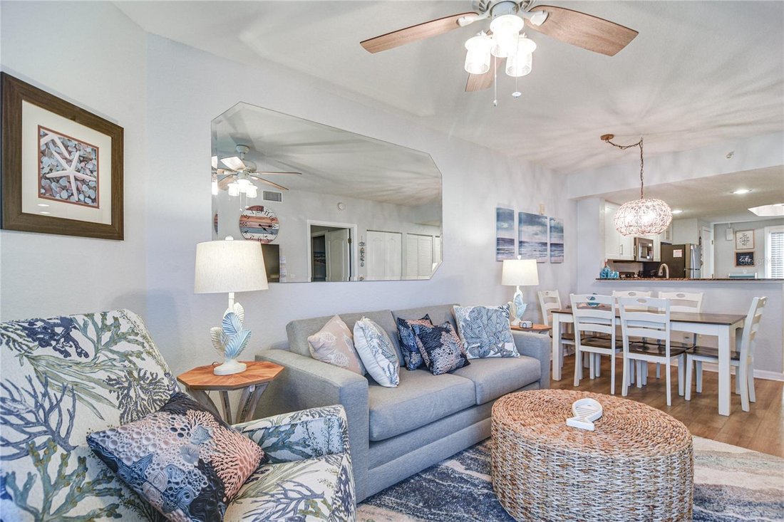 Condo in Treasure Island, Florida, United States 5 - 17845321