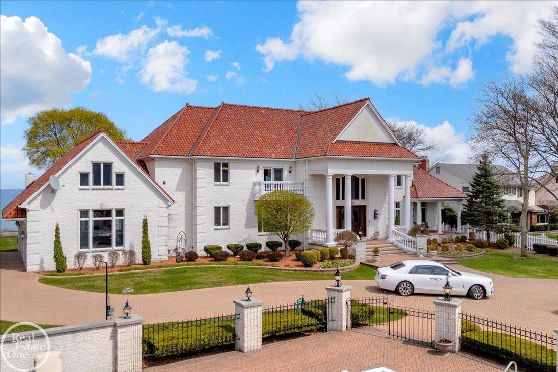 House in Port Huron, Michigan, United States 5 - 17848707