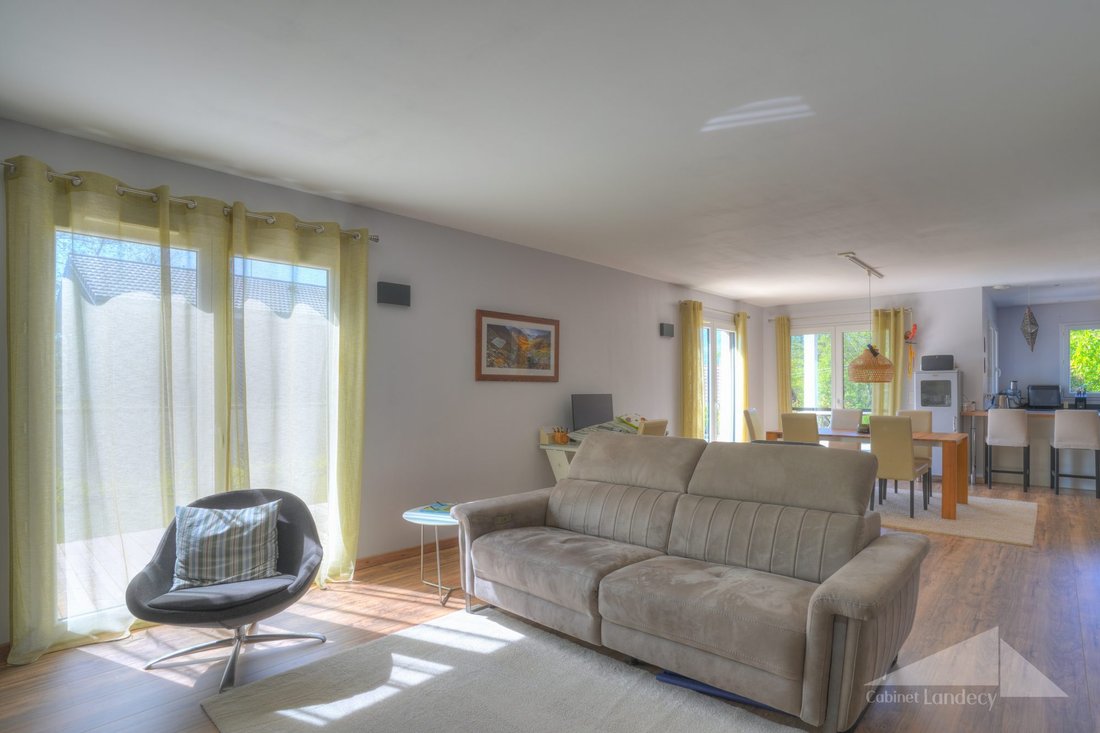 House in Peron, Auvergne-Rhône-Alpes, France 2 - 17848957