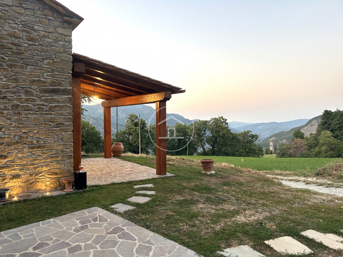 Villa in Firenzuola, Tuscany, Italy 4 - 17848091