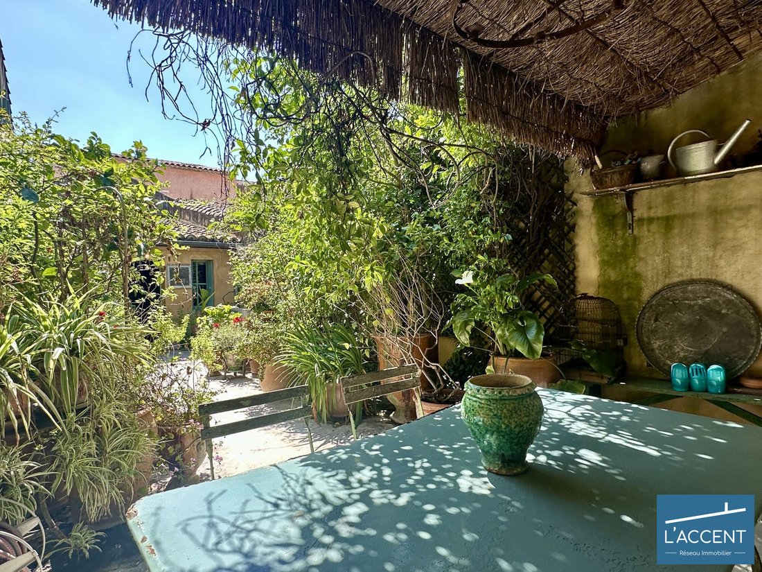 House in Centre Ville, Aigues-Mortes, France 3 - 17439795