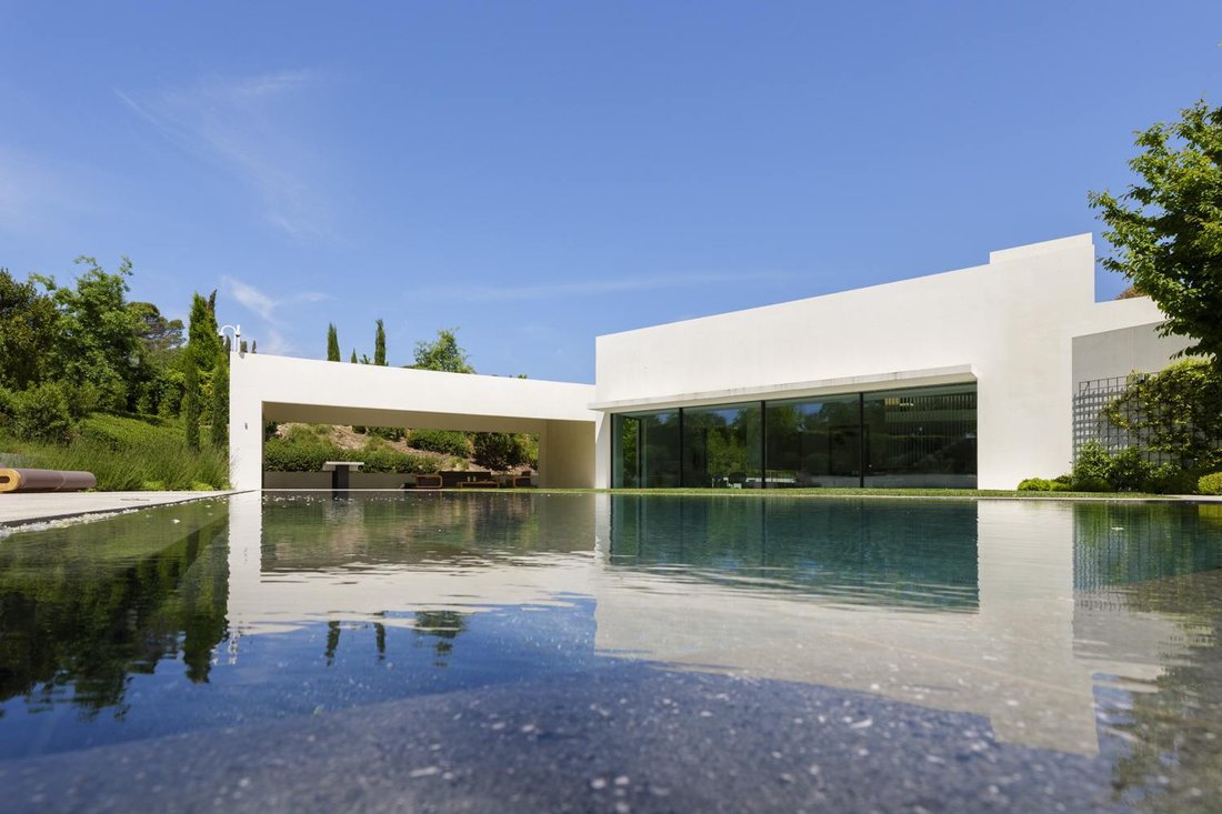 Villa in Pozuelo de Alarcon, Comunidad de Madrid, Spain 3 - 17847082