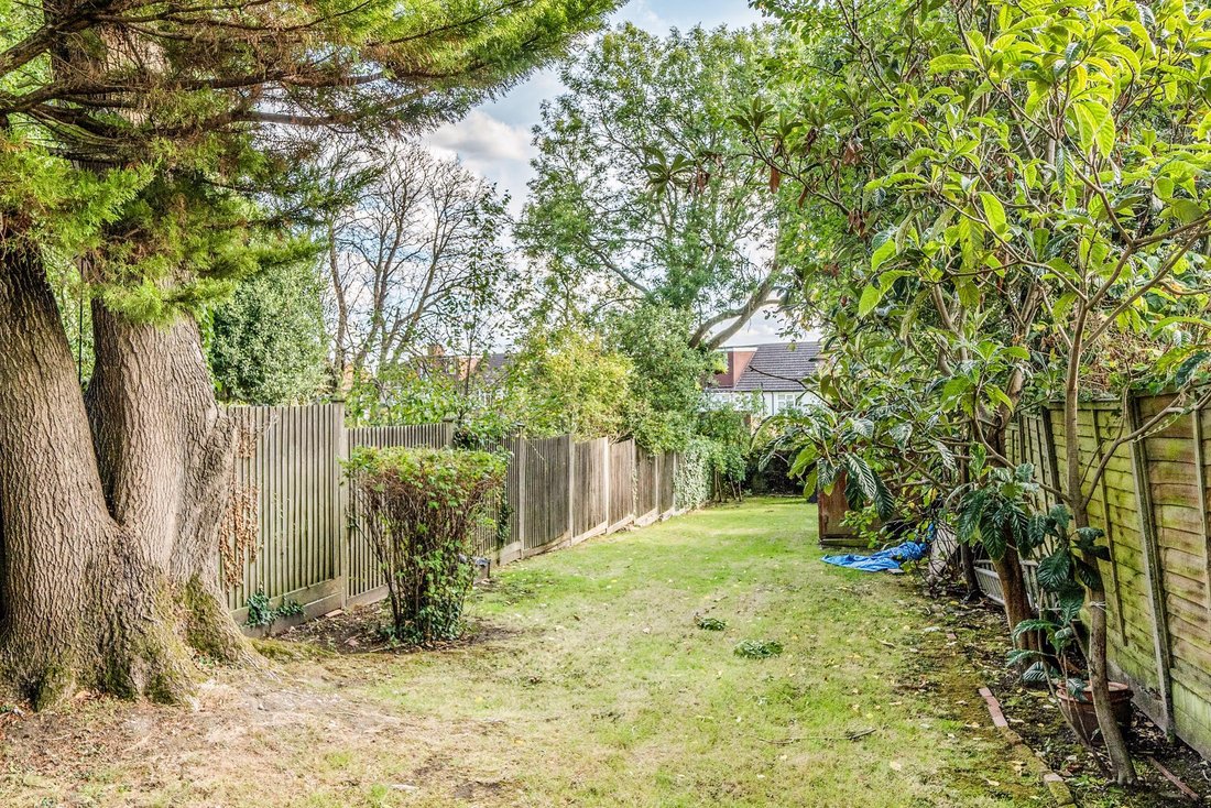 House in High Barnet, Barnet, England 3 - 17845857