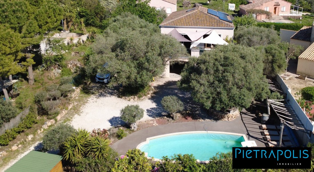 Villa in Balaruc-les-Bains, Occitania, France 1 - 17849008