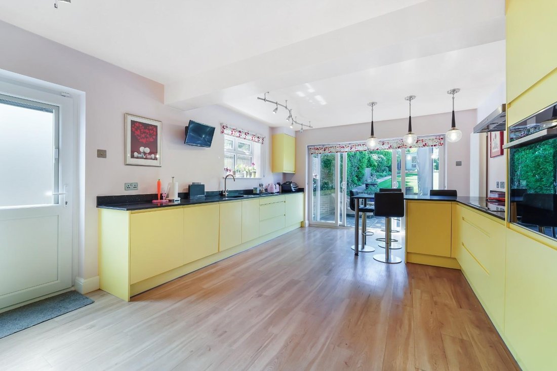 House in Epsom, England, United Kingdom 3 - 17845877