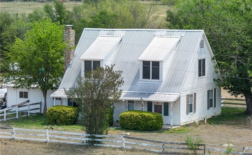 House in Elgin, Texas, United States 1