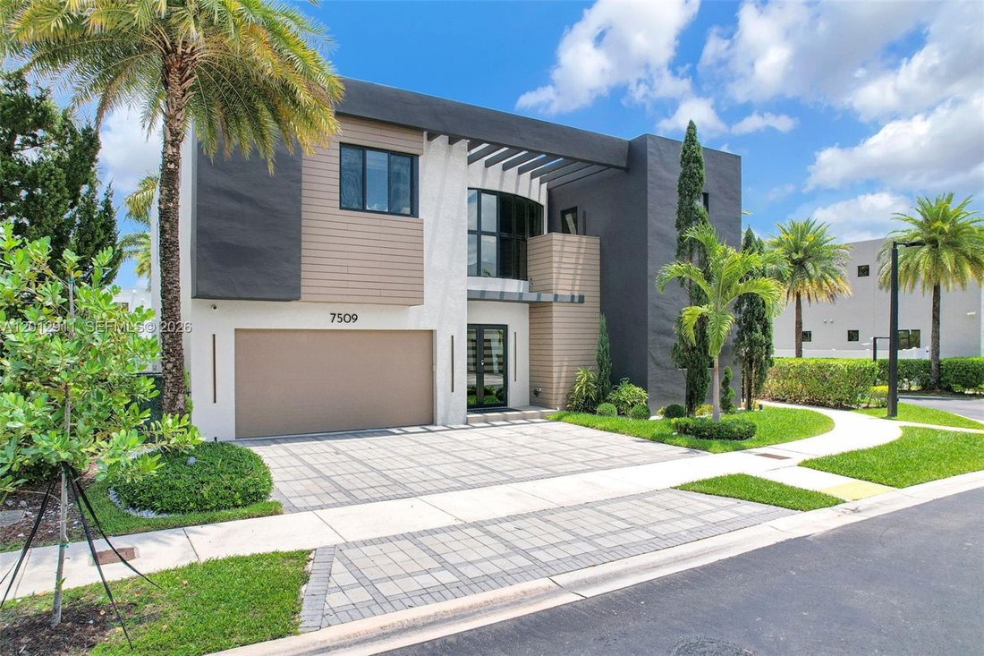 House in Doral, Florida, United States 1 - 17843945