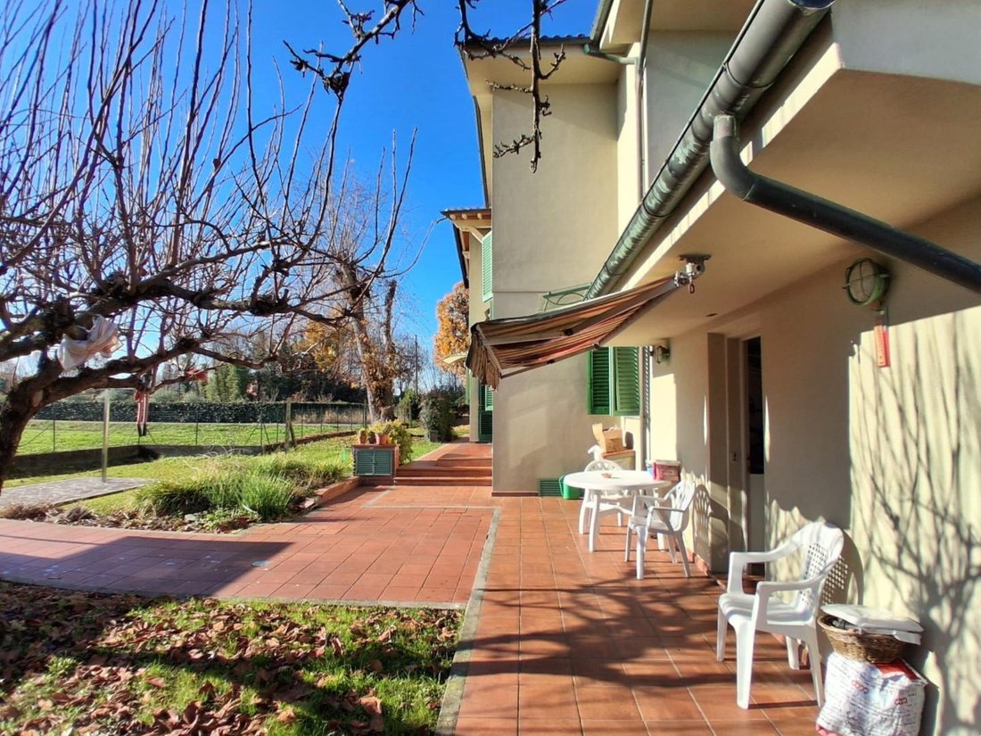 Villa in Lunata, Capannori, Tuscany 4 - 17846742