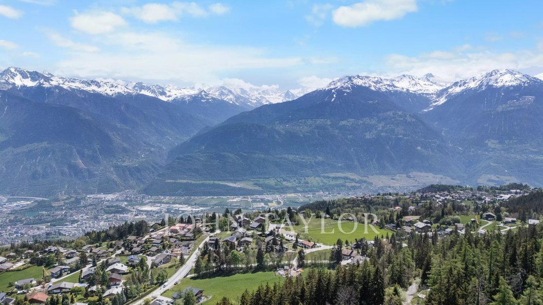 Apartment in Crans-Montana, Valais, Switzerland 1 - 17845050