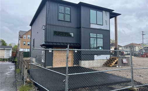 House in Pawtucket, Rhode Island, United States 1