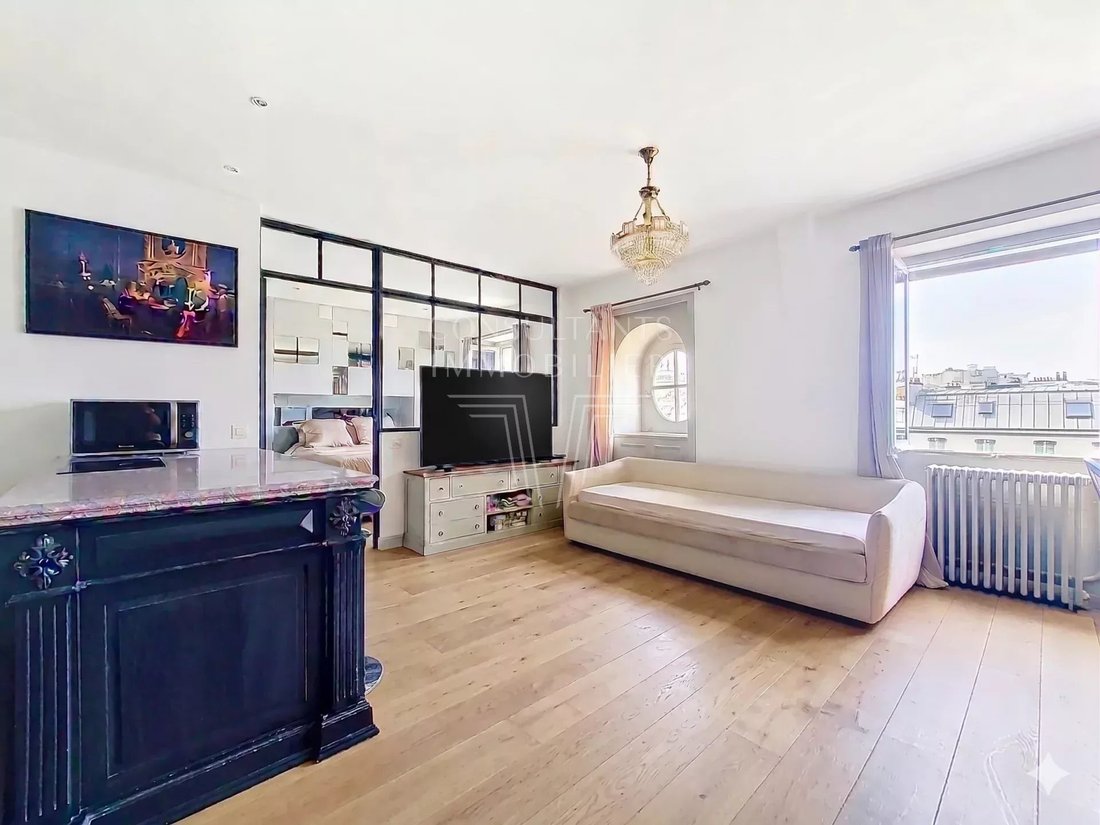 Apartment in Triangle d'Or, Paris 8e Arrondissement, Paris 5 - 17845159