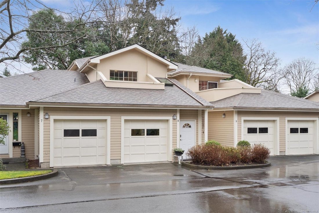 House in Victoria, British Columbia, Canada 4 - 17847690
