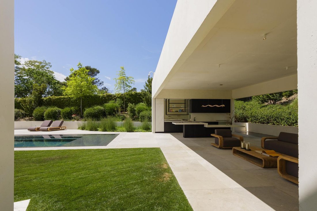 Villa in Pozuelo de Alarcon, Comunidad de Madrid, Spain 1 - 17847082