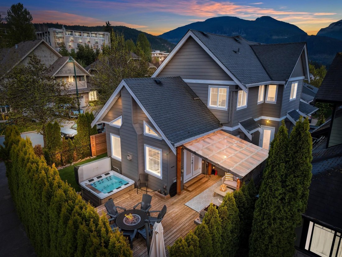 House in Squamish, Canada 1 - 17847643