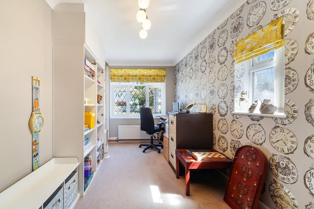 House in Epsom, England, United Kingdom 5 - 17845877