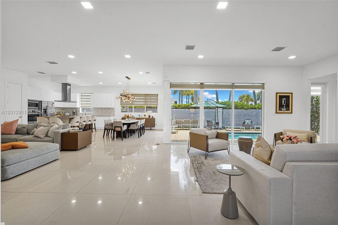 House in Doral, Florida, United States 4 - 17843945