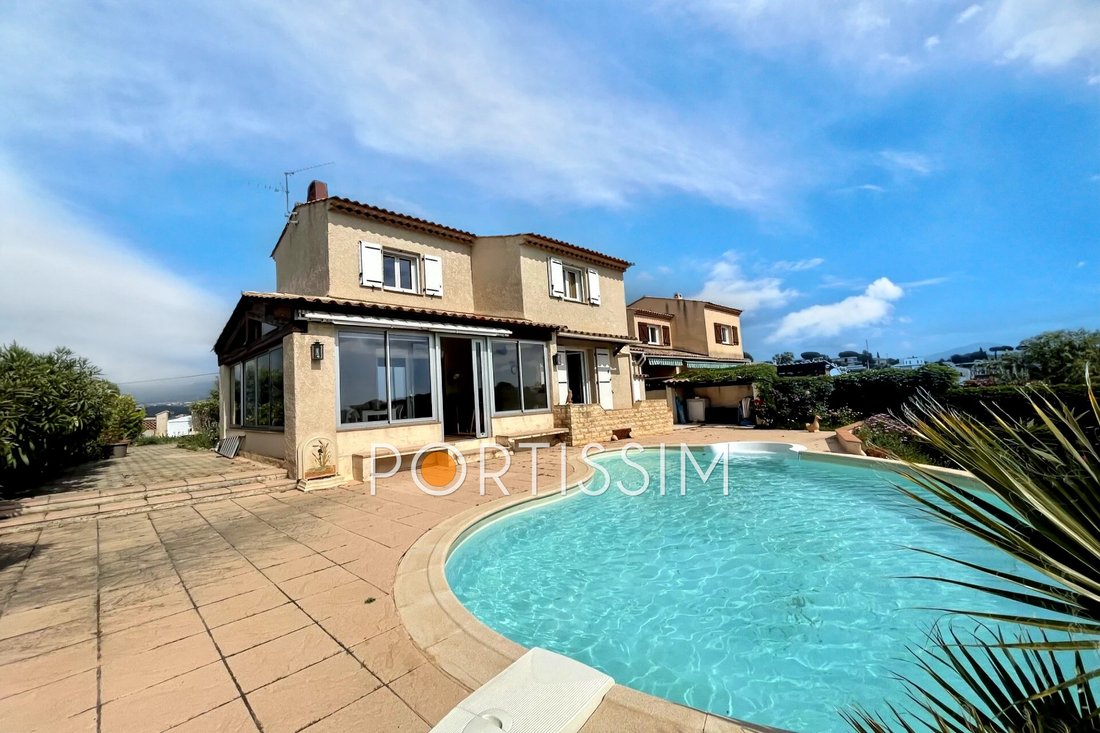 Villa in Val de Cagne-Colline Route de Vence, Cagnes-sur-Mer, France 1 - 17842078