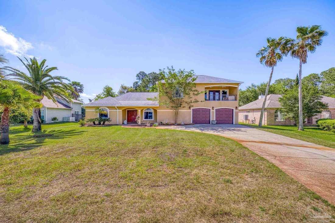 House in Gulf Breeze, Florida, United States 3 - 17843841