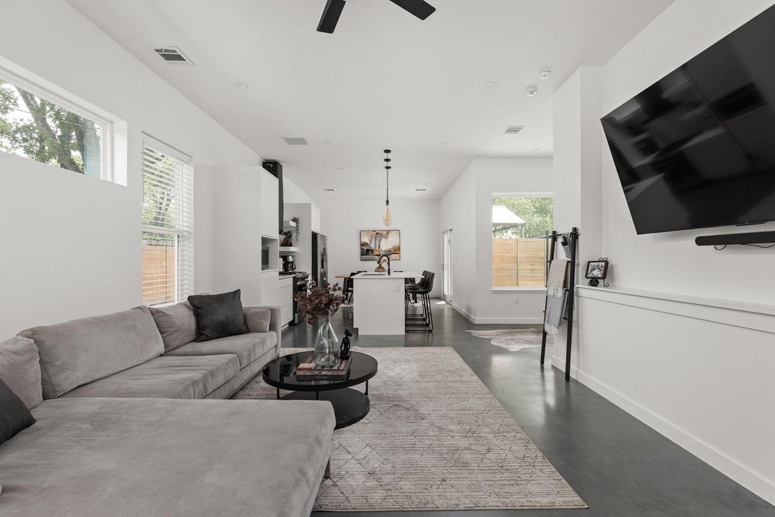 Condo in Austin, Texas, United States 4 - 17844712