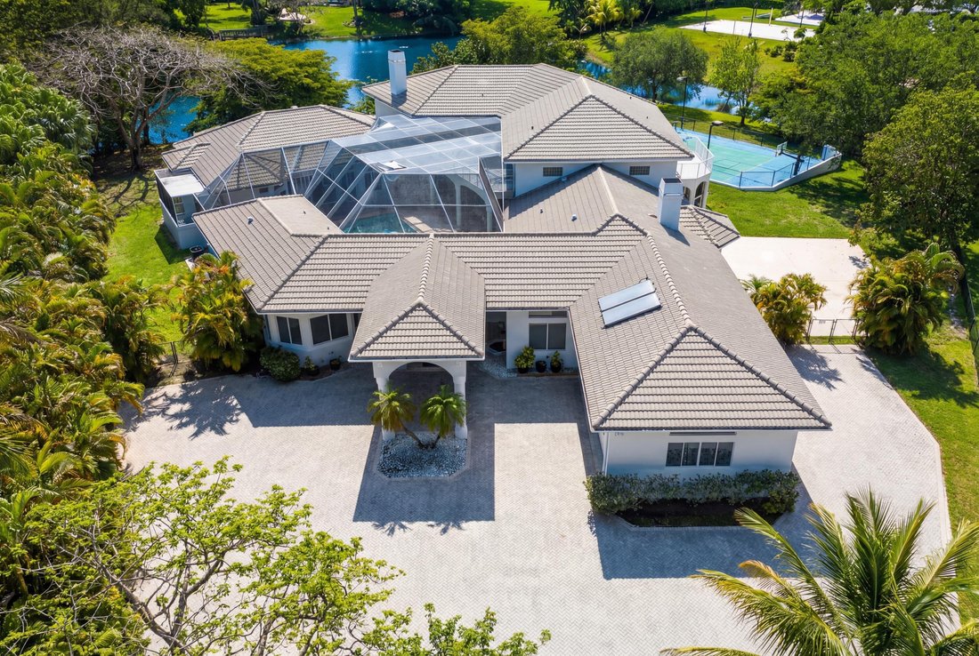 House in Coral Springs, Florida, United States 2 - 17844306