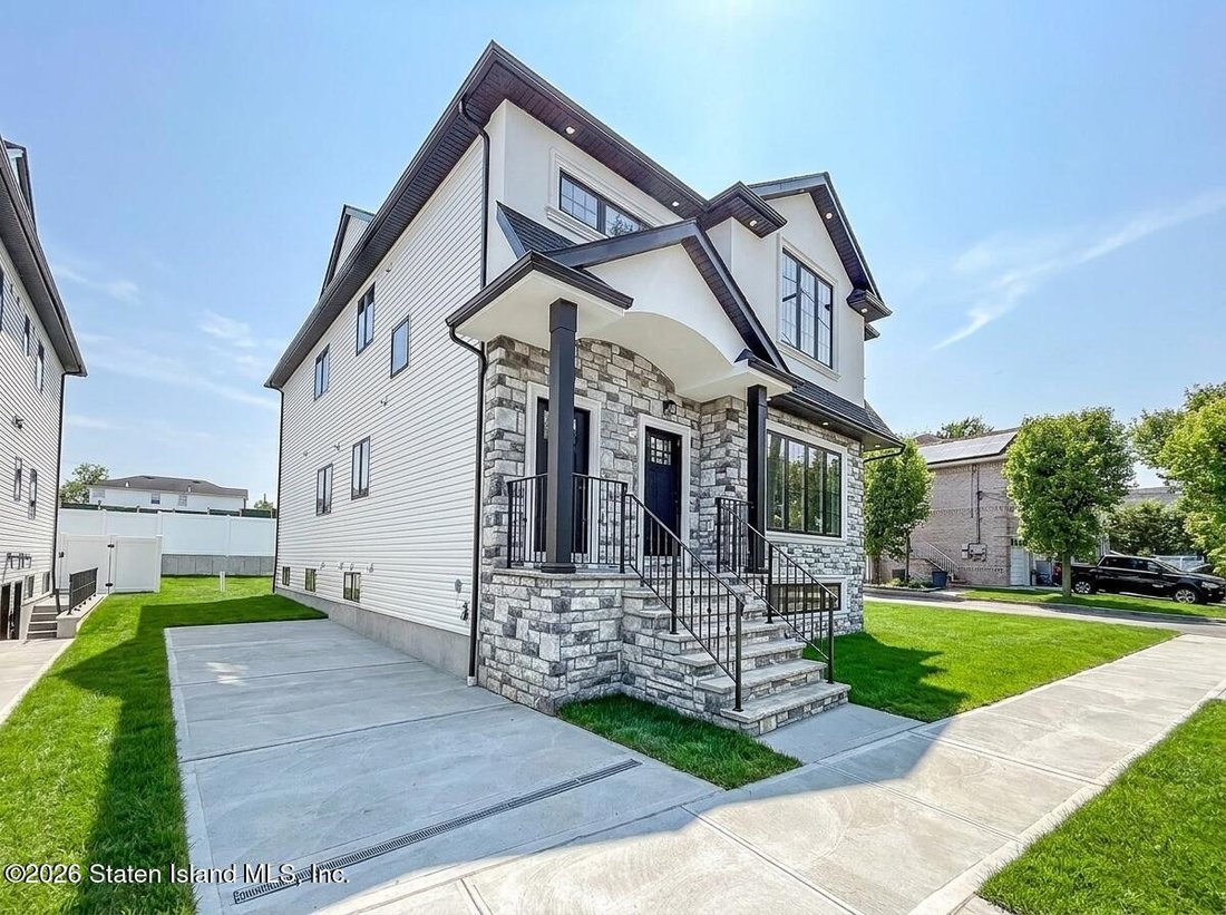 House in New York, New York, United States 2 - 17102719