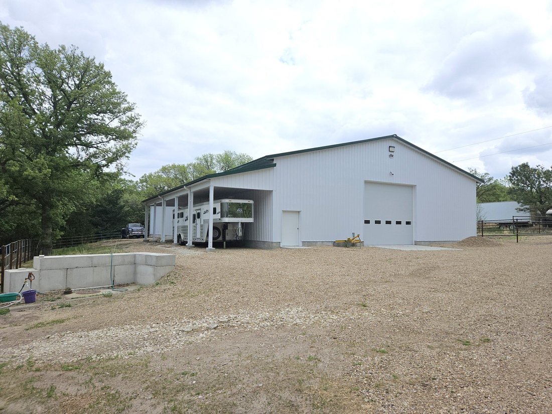 House in Valentine, Nebraska, United States 2 - 16368259