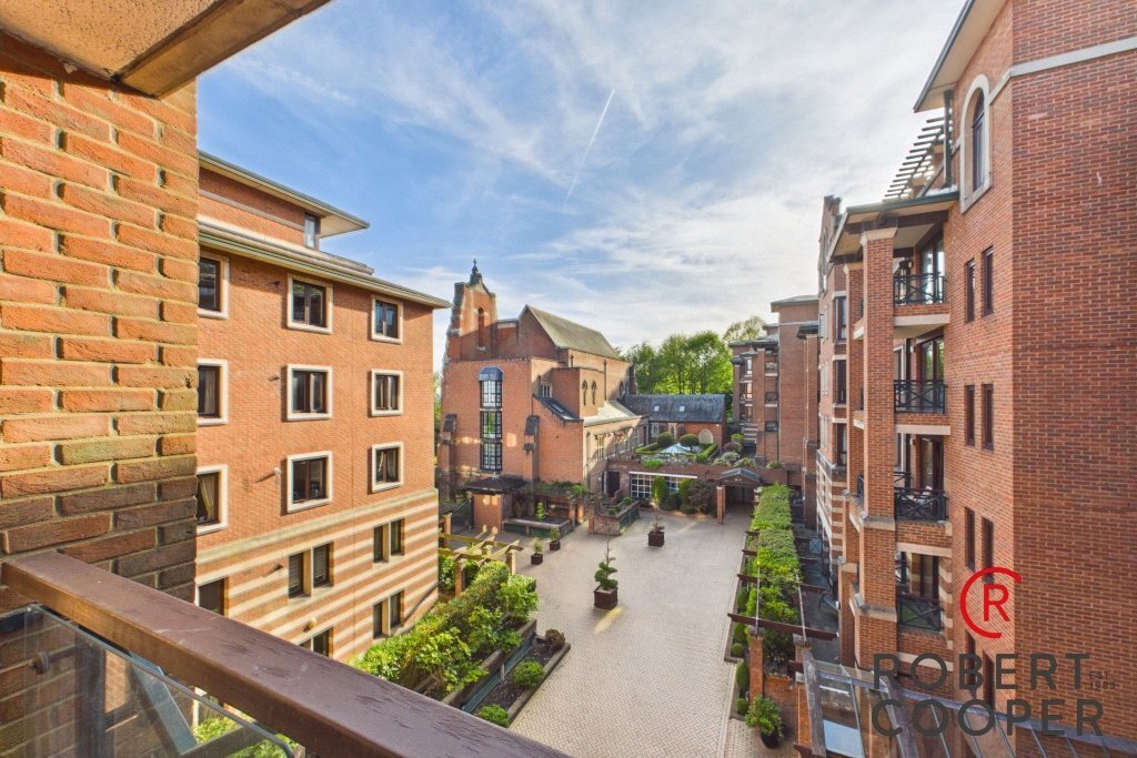 Apartment in Harrow On The Hill, Harrow, England 5 - 17843693