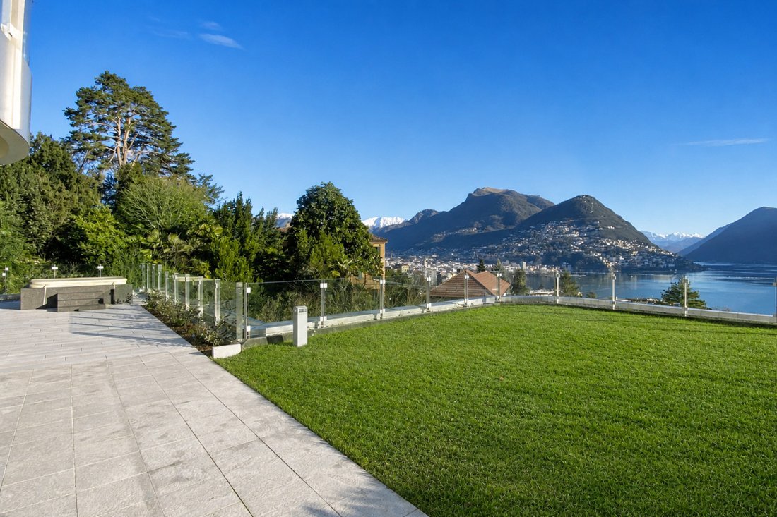 House in Lugano, Ticino, Switzerland 2 - 16559627