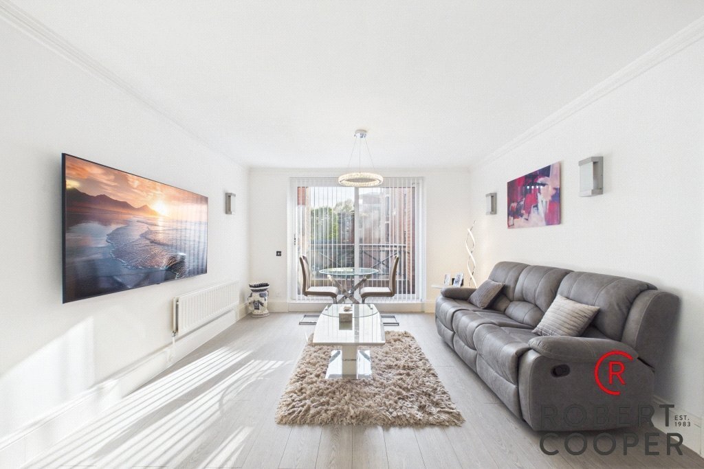 Apartment in Harrow On The Hill, Harrow, England 2 - 17843693