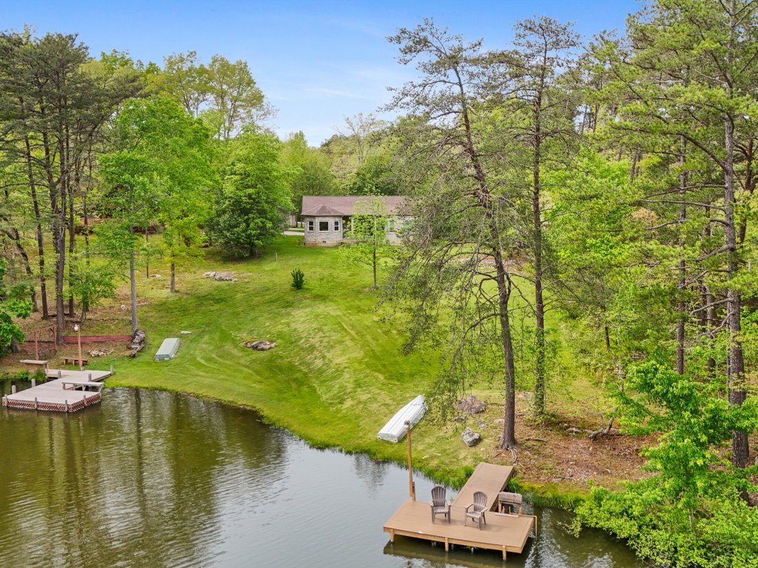 House in Gruetli-Laager, Tennessee, United States 2 - 17540350