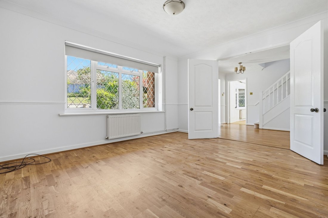 House in Sunninghill, England 5 - 17845889