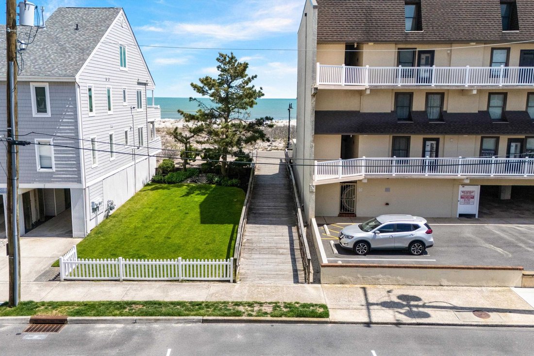 Condo in Sea Isle City, New Jersey, United States 2 - 17843611