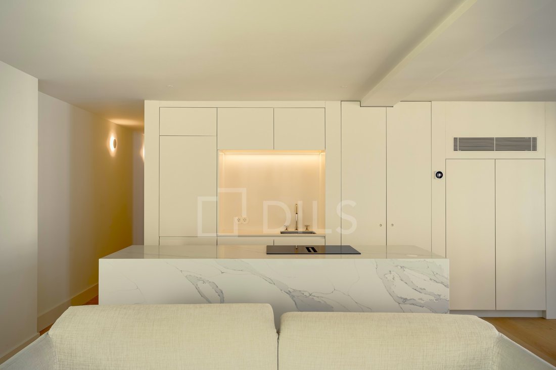 Apartment in Santo Antonio, Lisbon, Portugal 5 - 17848069