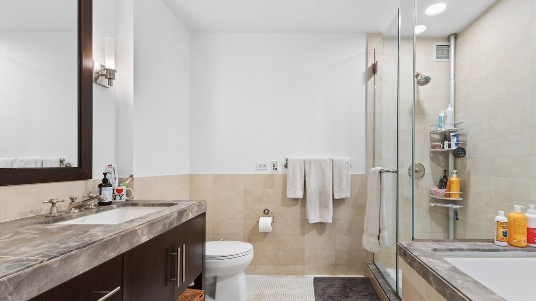 Condo in New York, New York, United States 4 - 17844713