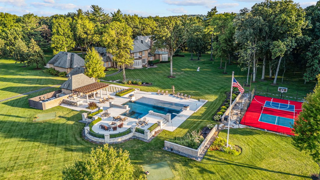 House in Yorkville, Illinois, United States 2 - 17844140