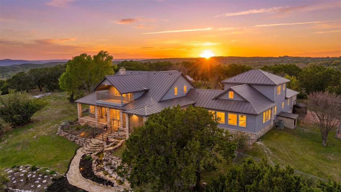 House in Buchanan Dam, Texas, United States 1 - 17846263