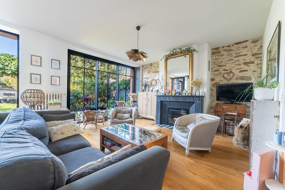 Villa in Nantes, Pays de la Loire, France 1 - 17844773