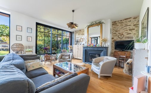Villa in Nantes, Pays de la Loire, France 1