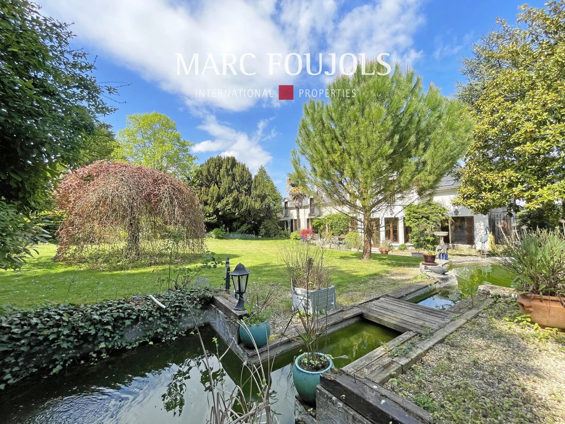 House in Senlis, Hauts-de-France, France 4 - 17845086