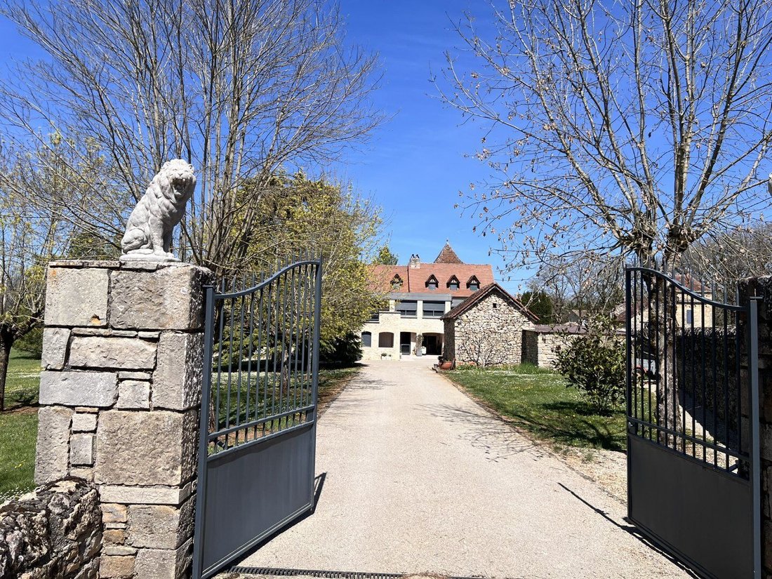 Villa in Villeneuve, Occitania, France 2 - 17844781