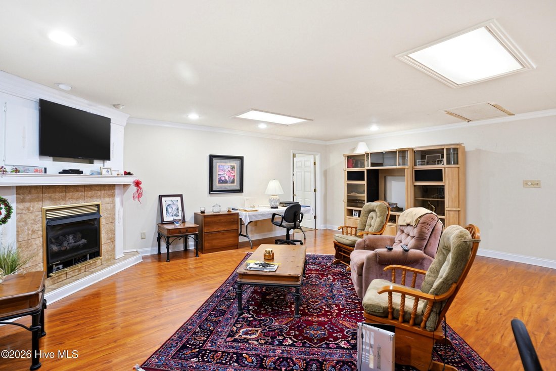 House in Pumpkin Center, North Carolina, United States 4 - 17844278