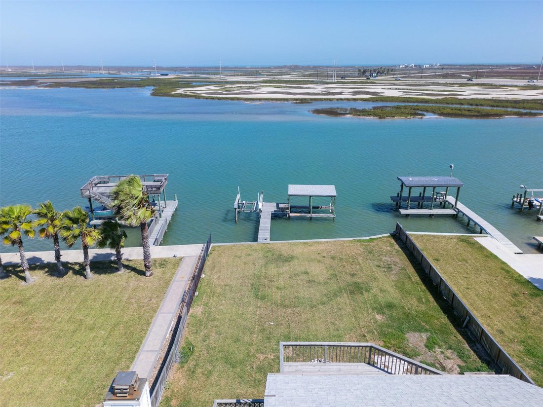 House in Corpus Christi, Texas, United States 3 - 17844243